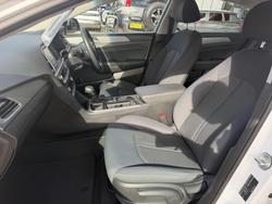 2017 Hyundai Sonata Active