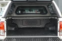 2019 Toyota Hilux SR5