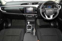 2019 Toyota Hilux SR5