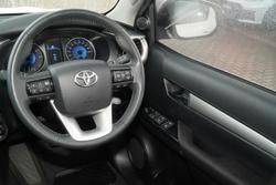 2019 Toyota Hilux SR5
