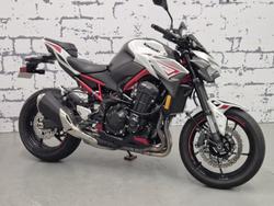 Kawasaki Z900 (ZR900F)