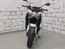 2021 Kawasaki Z900 (ZR900F) Z White