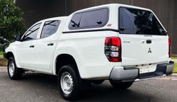 2022 Mitsubishi Triton GLX