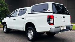 2022 Mitsubishi Triton GLX