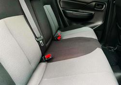2022 Mitsubishi Triton GLX