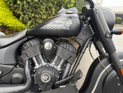 2016 Indian CHIEF DARK HORSE Black