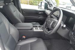 2025 Toyota Landcruiser Prado Altitude