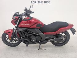 2014 Honda CTX700N Red
