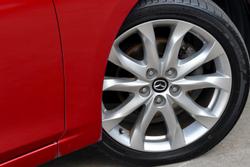 2014 Mazda 3 SP25 GT