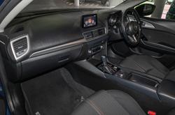 2018 Mazda 3 SP25