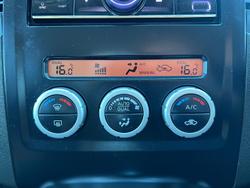 2011 Nissan Navara ST