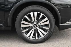 2018 Mitsubishi Outlander LS