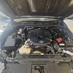 2024 Toyota Hilux SR5 48V