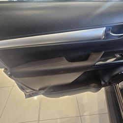 2024 Toyota Hilux SR5 48V