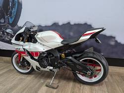 2022 Yamaha YZF-R1 WHITE