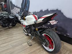 2022 Yamaha YZF-R1 WHITE