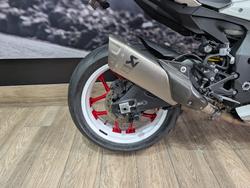 2022 Yamaha YZF-R1 WHITE