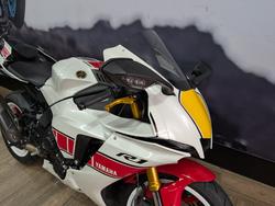 2022 Yamaha YZF-R1 WHITE