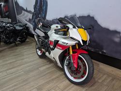 2022 Yamaha YZF-R1 WHITE