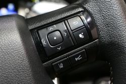 2023 Toyota Hilux SR5