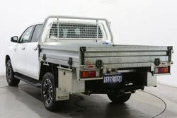 2023 Toyota Hilux SR5