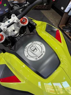 2026 BMW Motorrad F 900 GS ENDURO Sao Paulo Yellow