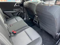 2024 Mitsubishi Outlander ES