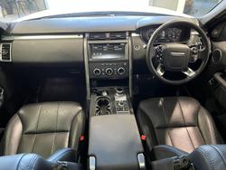 2020 Land Rover Discovery SD6 Landmark Edition