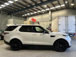 2020 Land Rover Discovery SD6 Landmark Edition