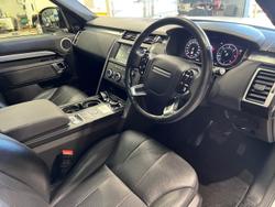 2020 Land Rover Discovery SD6 Landmark Edition
