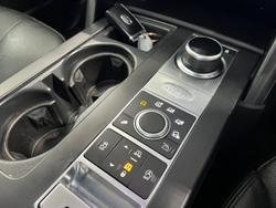 2020 Land Rover Discovery SD6 Landmark Edition