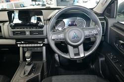 2025 Mitsubishi Triton GLX