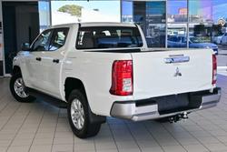 2024 Mitsubishi Triton GLX