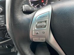2015 Nissan Navara ST-X