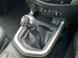 2015 Nissan Navara ST-X