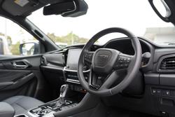 2025 Isuzu MU-X LS-T
