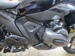 2026 BMW Motorrad R 1300 RS TRIPLE BLACK TRIPLE BLACK BLK STORM METAL