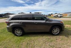 2015 Toyota Kluger Grande