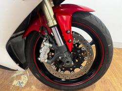 2002 Yamaha YZF-R1 WHITE