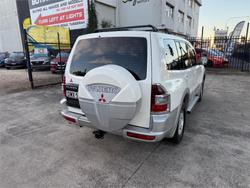 2001 MITSUBISHI PAJERO GLS LWB (4x4)