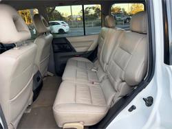 2001 MITSUBISHI PAJERO GLS LWB (4x4)