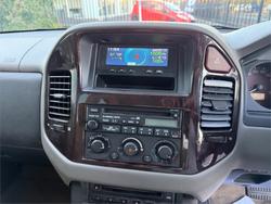 2001 MITSUBISHI PAJERO GLS LWB (4x4)