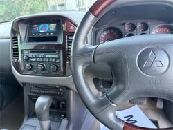 2001 MITSUBISHI PAJERO GLS LWB (4x4)