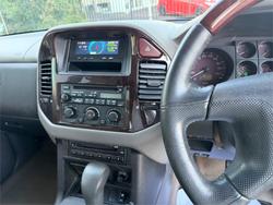 2001 MITSUBISHI PAJERO GLS LWB (4x4)