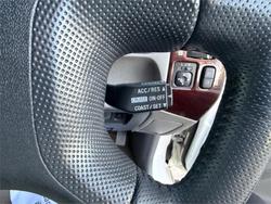 2001 MITSUBISHI PAJERO GLS LWB (4x4)