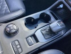 2025 Ford Everest Platinum