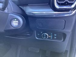 2025 Ford Everest Platinum