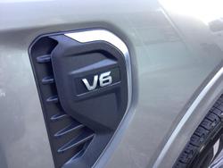2025 Ford Everest Platinum
