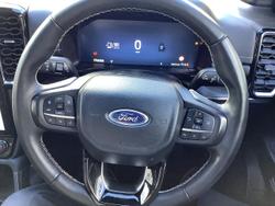 2025 Ford Everest Platinum