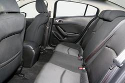 2016 Mazda 3 Neo